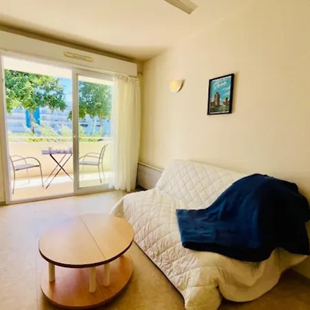 Apartment Charming T2 With Terrace And Shared Pool La Rochelle (Charente-Maritime)